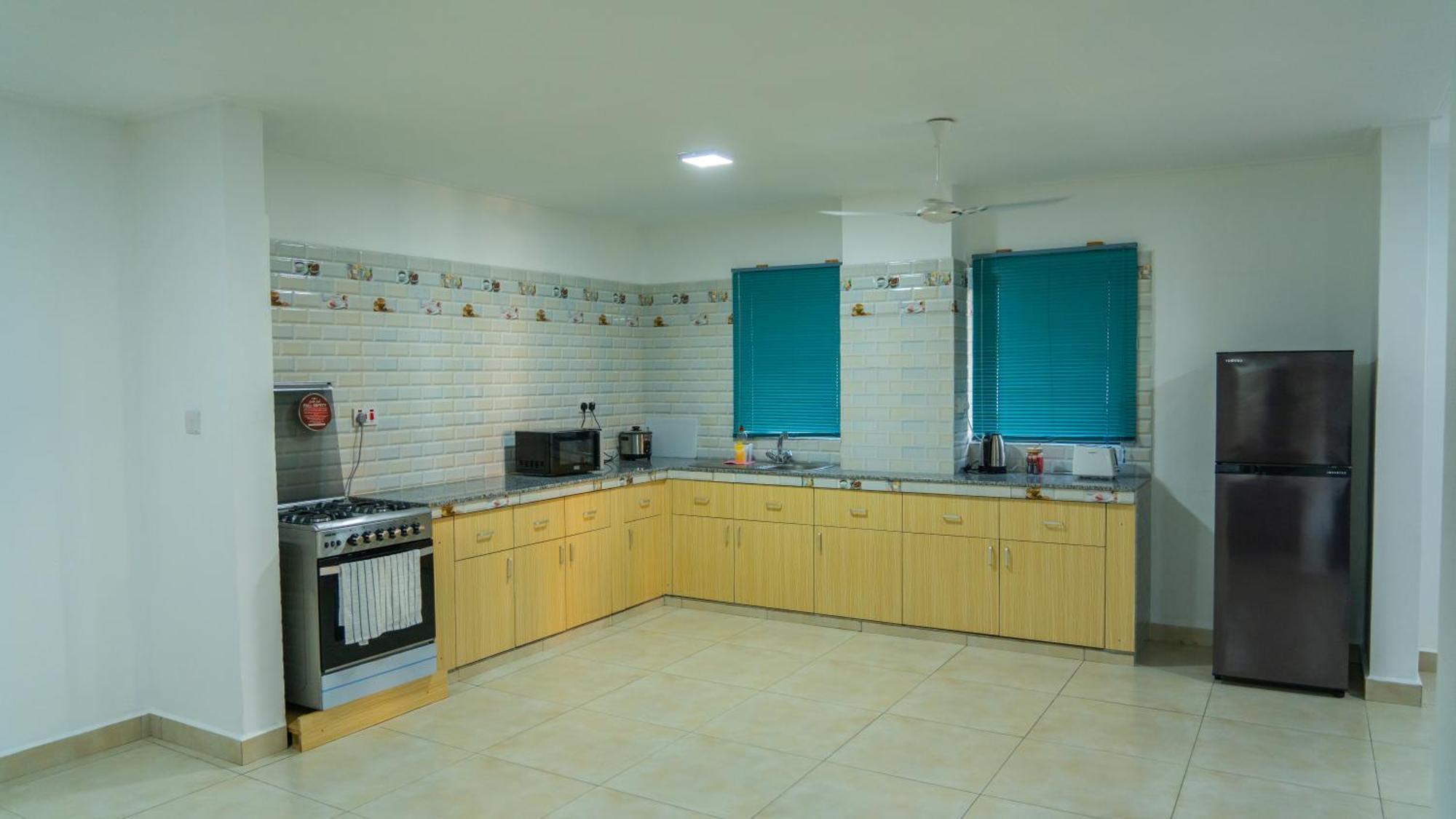 E&E Self Catering Hotell Beau Vallon  Exteriör bild